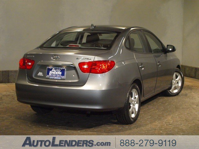 Hyundai Elantra 2010 photo 1