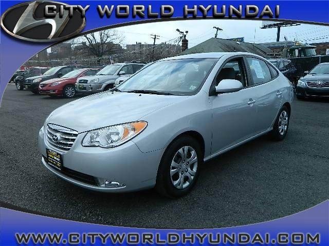Hyundai Elantra 2010 photo 4