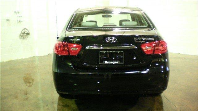 Hyundai Elantra 2010 photo 3