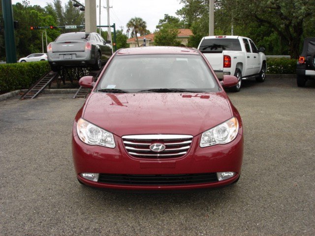 Hyundai Elantra 2010 photo 1