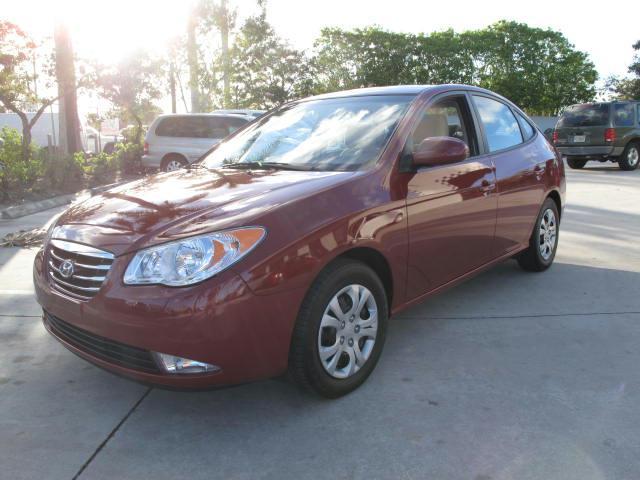Hyundai Elantra 2010 photo 2