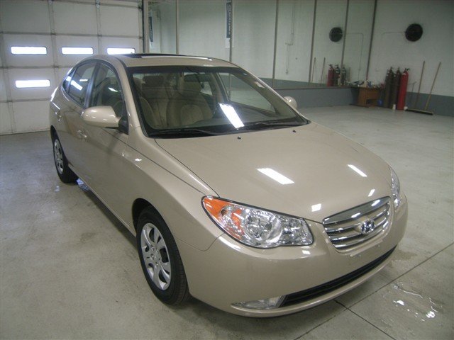 Hyundai Elantra 2010 photo 1