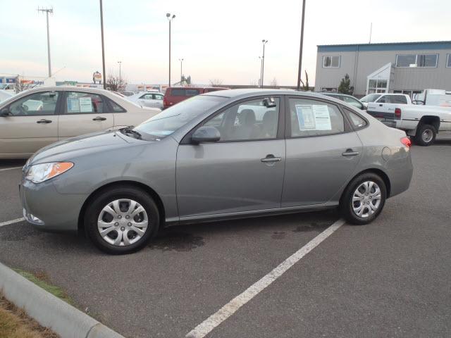 Hyundai Elantra FWD 4dr Sport Sedan