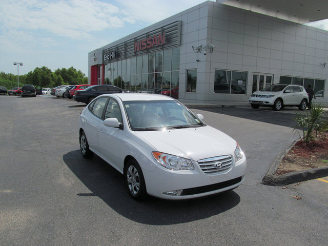 Hyundai Elantra 2010 photo 1