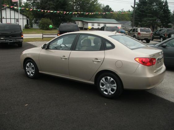 Hyundai Elantra 2010 photo 3