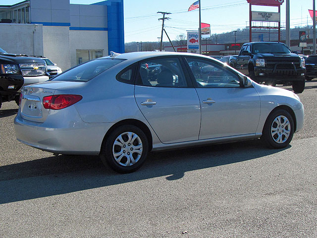 Hyundai Elantra 2010 photo 5
