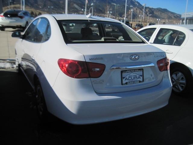 Hyundai Elantra 2010 photo 1