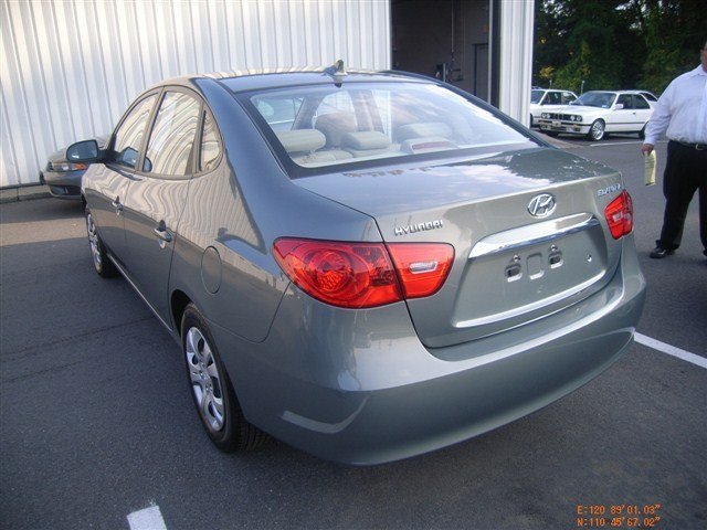 Hyundai Elantra 2010 photo 3