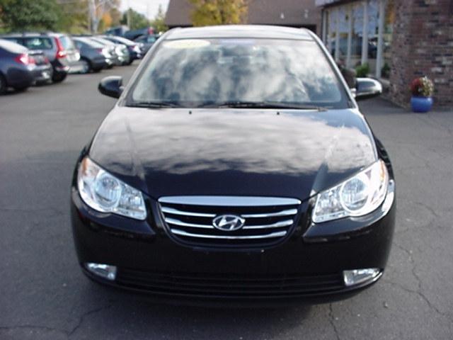 Hyundai Elantra 2010 photo 2