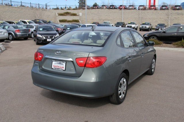 Hyundai Elantra 2010 photo 4