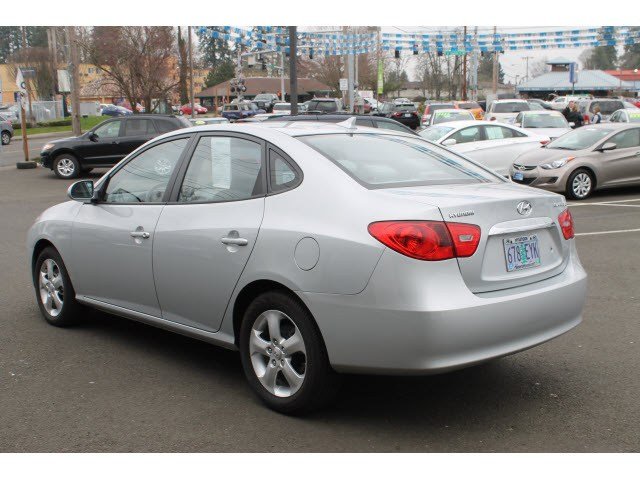 Hyundai Elantra 2010 photo 4
