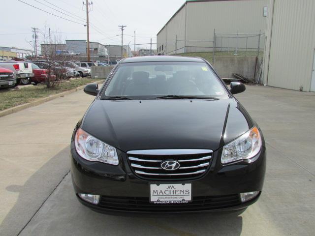 Hyundai Elantra 2010 photo 1