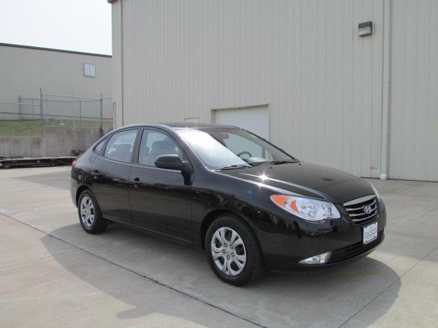 Hyundai Elantra 2010 photo 3