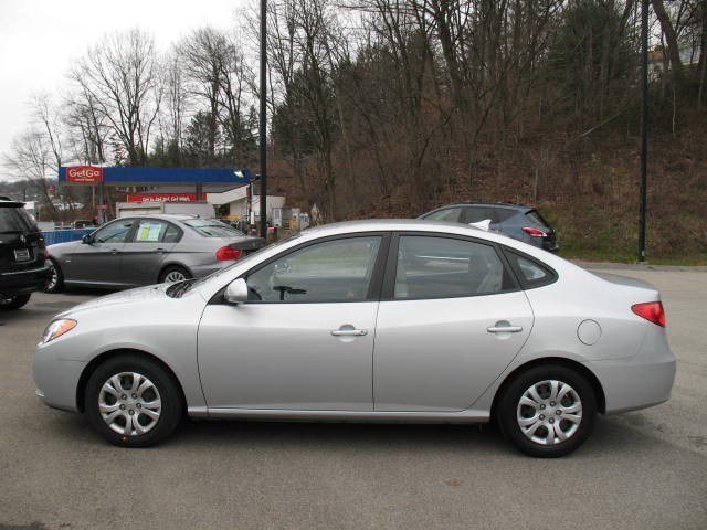 Hyundai Elantra 2010 photo 4