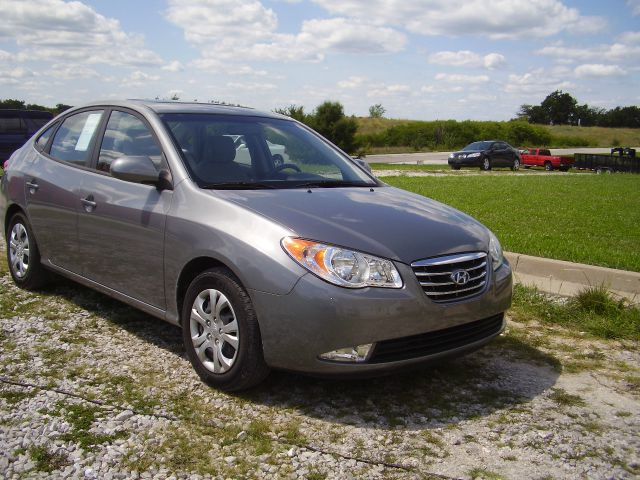 Hyundai Elantra 2010 photo 1