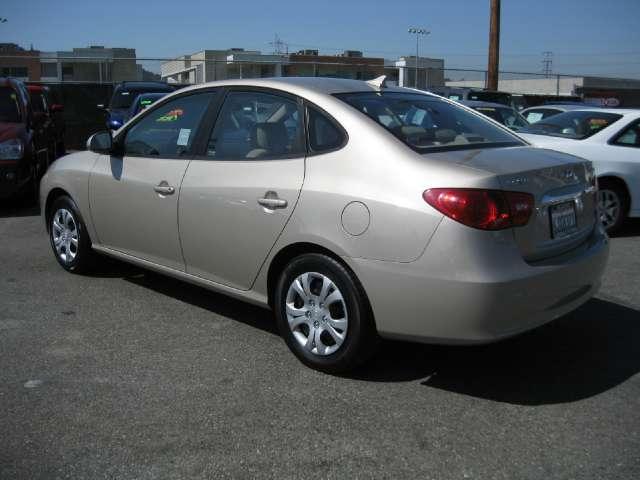Hyundai Elantra 2010 photo 2