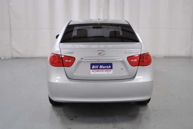 Hyundai Elantra 2010 photo 1