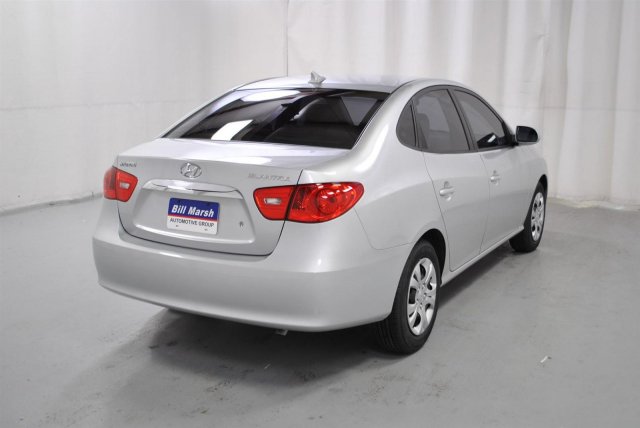 Hyundai Elantra 2010 photo 4