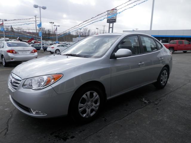 Hyundai Elantra 2010 photo 4