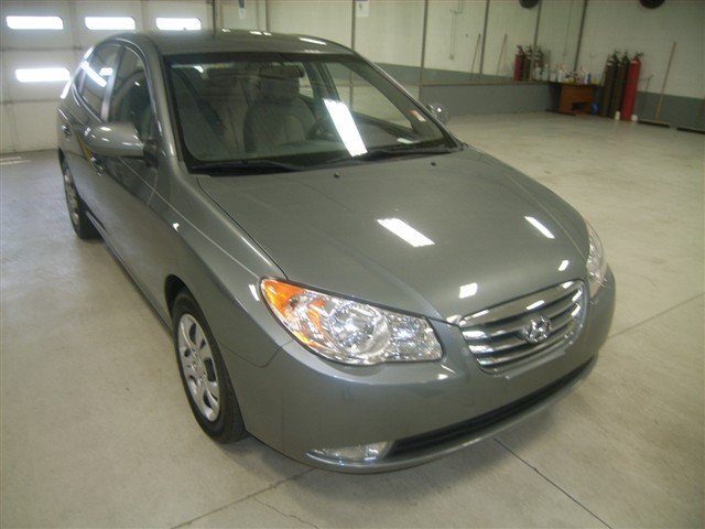 Hyundai Elantra 2010 photo 3