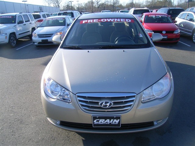 Hyundai Elantra 2010 photo 3