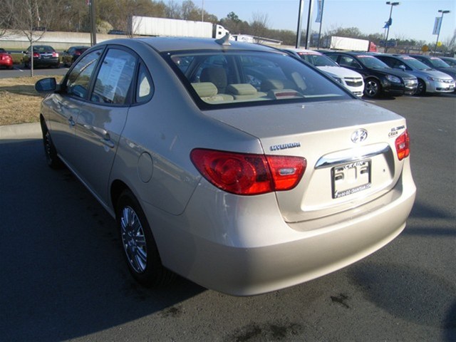 Hyundai Elantra 2010 photo 5