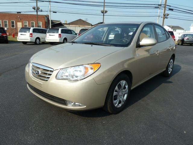 Hyundai Elantra 2010 photo 1