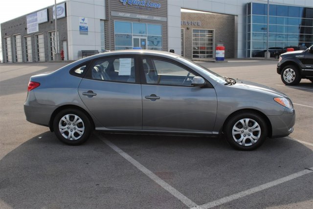 Hyundai Elantra 2010 photo 2