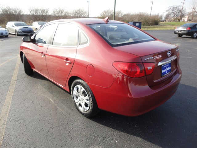 Hyundai Elantra 2010 photo 4