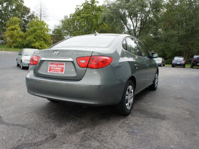 Hyundai Elantra 2010 photo 2