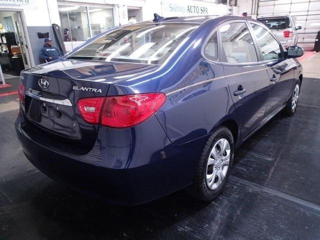 Hyundai Elantra 2010 photo 2