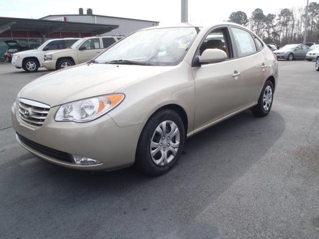 Hyundai Elantra 2010 photo 1