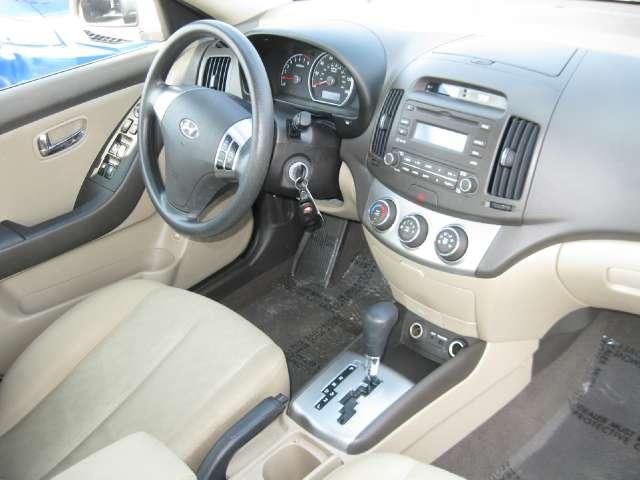 Hyundai Elantra 2010 photo 5