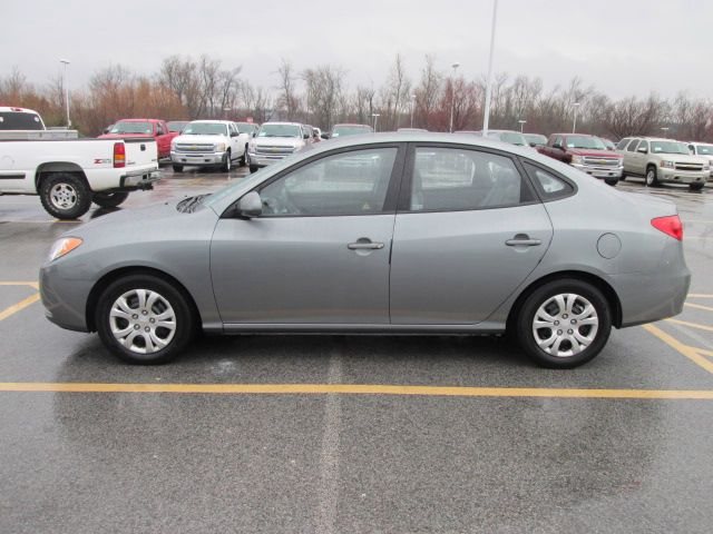 Hyundai Elantra 2010 photo 1
