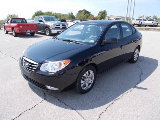 Hyundai Elantra 2010 photo 3
