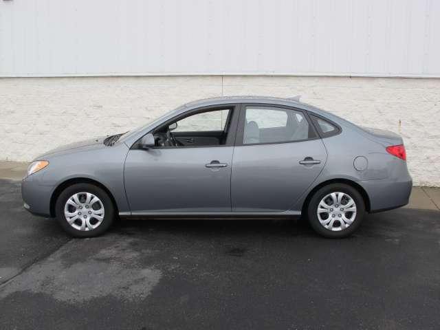 Hyundai Elantra 2010 photo 3