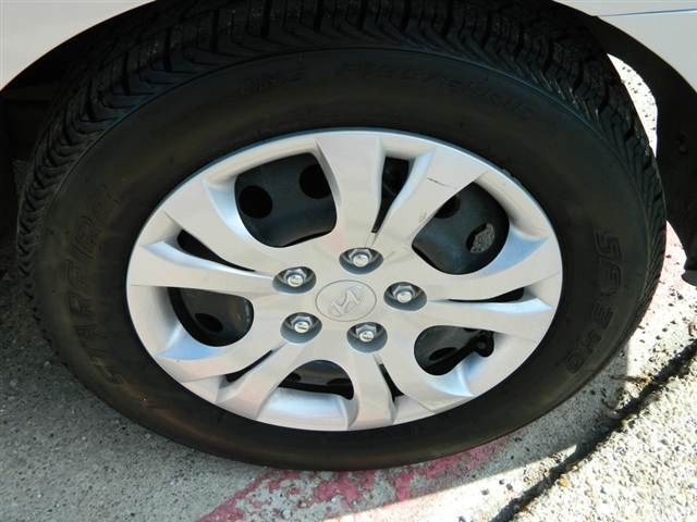 Hyundai Elantra 2010 photo 1