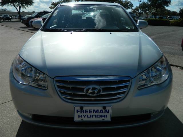 Hyundai Elantra 2010 photo 4