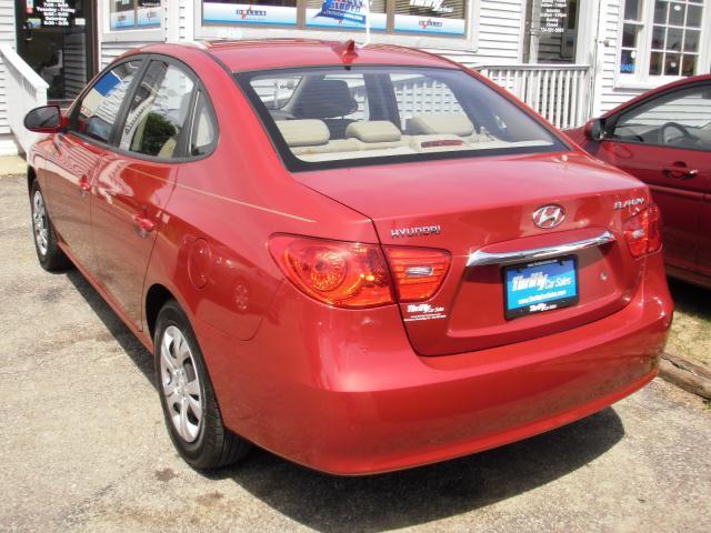 Hyundai Elantra 2010 photo 3