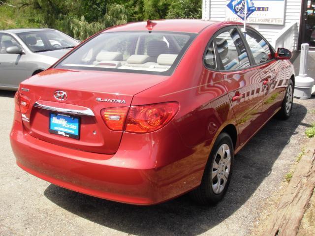 Hyundai Elantra 2010 photo 4