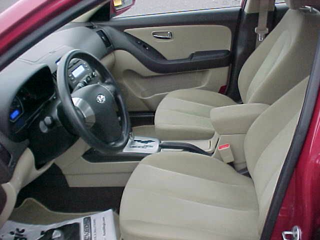 Hyundai Elantra 2010 photo 0