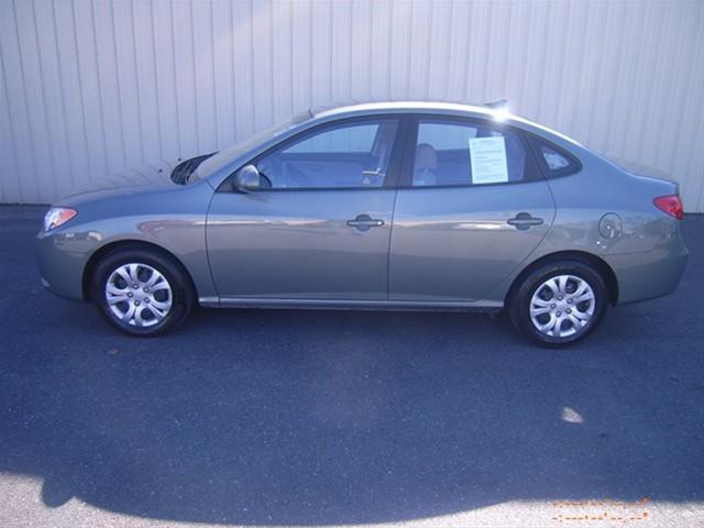 Hyundai Elantra 2010 photo 3