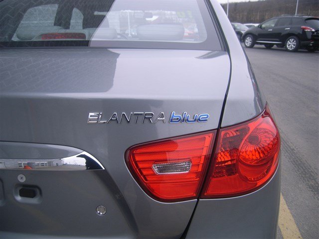 Hyundai Elantra 2010 photo 4