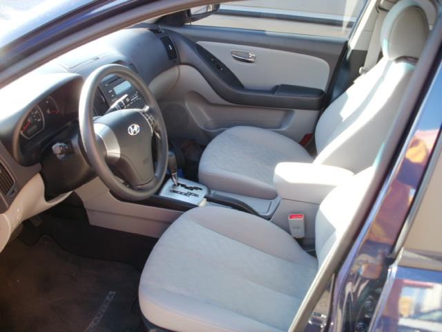 Hyundai Elantra 2010 photo 4