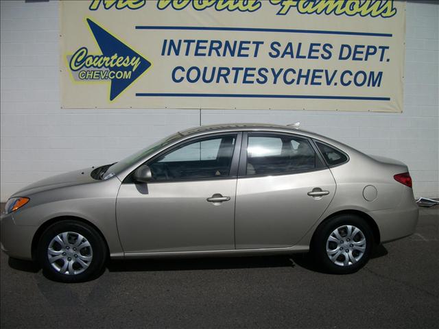 Hyundai Elantra 2010 photo 3