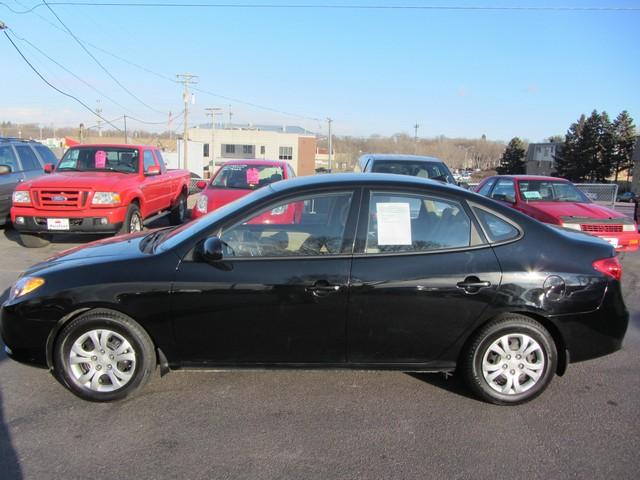 Hyundai Elantra FWD 4dr Sport Sedan