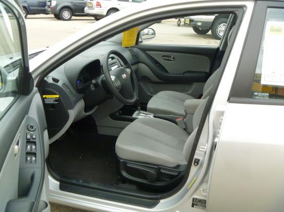Hyundai Elantra 2010 photo 3
