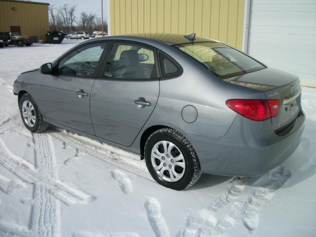 Hyundai Elantra 2010 photo 1