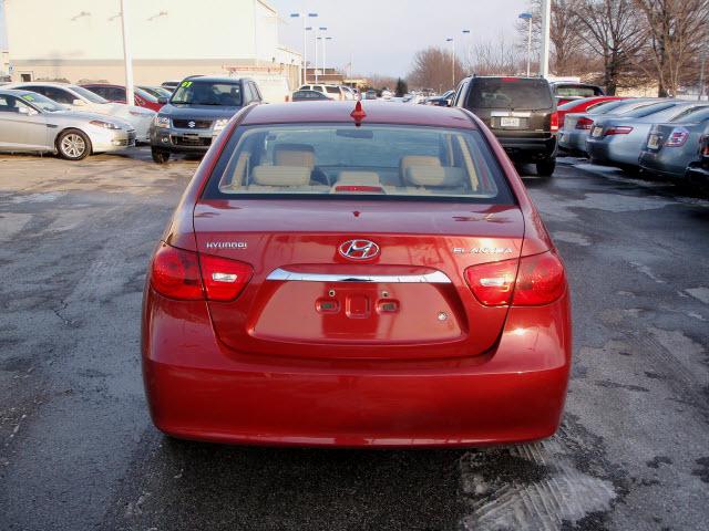 Hyundai Elantra 2010 photo 3