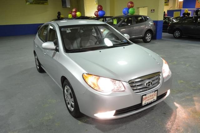 Hyundai Elantra 2010 photo 3